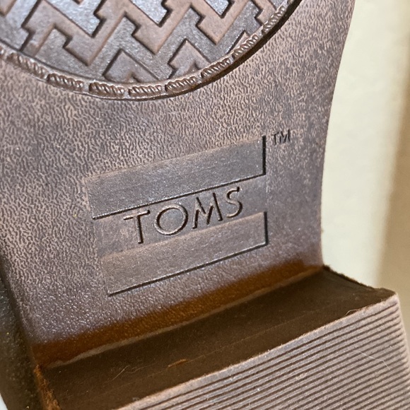 Toms heeled ankle booties - Picture 5 of 8